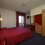 Hotel Alpi 3*