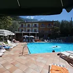 Hotel Alpi 3*
