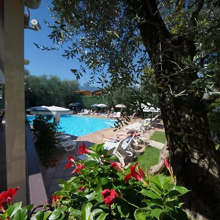 Hotel Alpi Malcesine