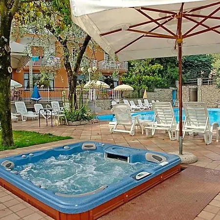 Alpi 酒店